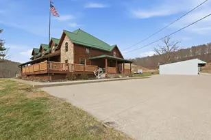 6529 Fallsburg Rd NE, Newark, OH 43055 - Photo 3