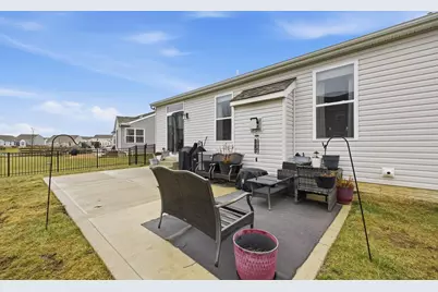 161 Rosewood Loop SE, Commercial Point, OH 43116 - Photo 5