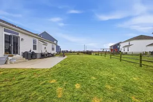 161 Rosewood Loop SE, Commercial Point, OH 43116 - Photo 45