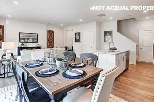 1493 Jarry Ave, Columbus, OH 43228 - Photo 9