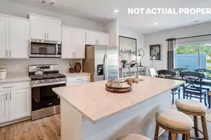 1493 Jarry Ave, Columbus, OH 43228 - Photo 11