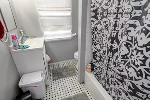 122 S Champion Ave, Columbus, OH 43205 - Photo 11