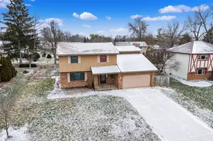 1138 Slade Ave, Columbus, OH 43235 - Photo 5