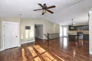 817 Highland Hills Dr, Howard, OH 43028 - Photo 5