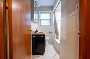 318 Charlotte St, Bucyrus, OH 44820 - Photo 7