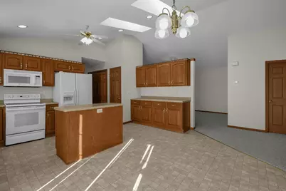 37 Riverview Drive, Shelby, OH 44875 - Photo 7