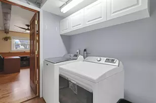 1065 Bernard Rd, Columbus, OH 43221 - Photo 41