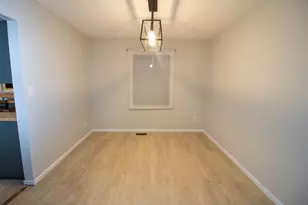 445 Hawthorne Pl, Reynoldsburg, OH 43068 - Photo 3