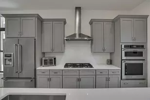 268 Neruda Ave, Columbus, OH 43201 - Photo 23