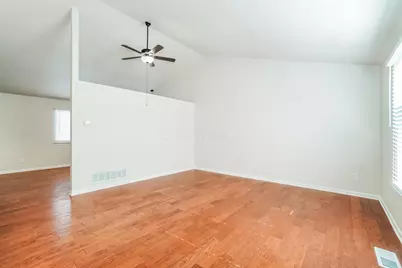 4008 Thompson Avenue, Grove City, OH 43123 - Photo 3