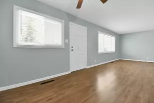 4344 Broadhurst Dr, Columbus, OH 43213 - Photo 9