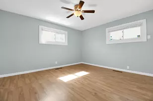 4344 Broadhurst Dr, Columbus, OH 43213 - Photo 13