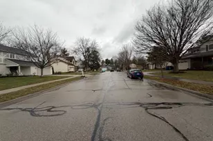 256 Spring Hollow Ln, Westerville, OH 43081 - Photo 5