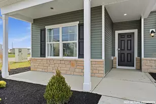 946 Sherwood Loop Dr, Bellefontaine, OH 43311 - Photo 3