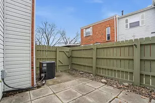 1350 Baja Ln, Columbus, OH 43204 - Photo 37