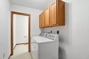 1916 Country Pl, Lancaster, OH 43130 - Photo 11