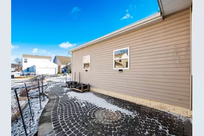 5724 Galveston Drive, Columbus, OH 43228 - Photo 3