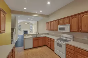 2135 William T Cir, Lancaster, OH 43130 - Photo 11