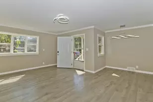 205 N Gould Rd, Columbus, OH 43209 - Photo 5