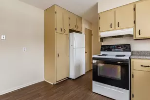 6295 Dresden Rd, Zanesville, OH 43701 - Photo 9