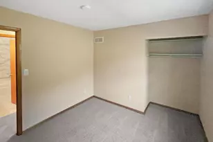 2343 Salem Ave, Grove City, OH 43123 - Photo 9