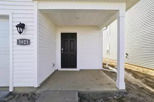 5923 Pitch Pne Dr, Canal Winchester, OH 43110 - Photo 3