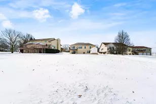 992 Country Club Dr, Howard, OH 43028 - Photo 59