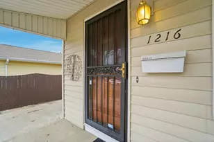 1216 Marble Dr, Columbus, OH 43227 - Photo 7