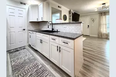 5412 Cedar Springs #5412A, Columbus, OH 43228 - Photo 9