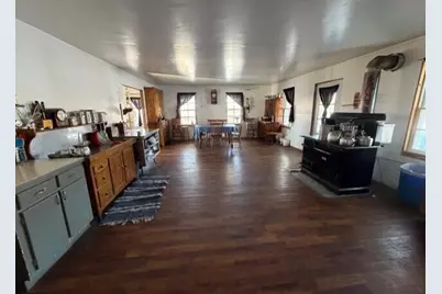 540 Flagdale Road S, Junction City, OH 43748 - Photo 7