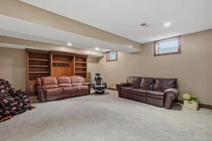 7733 Silver Springs Ct, Canal Winchester, OH 43110 - Photo 35