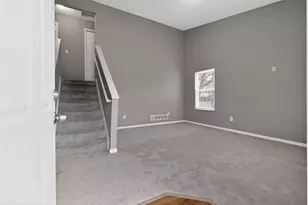 1640 Butterfly Ct, Columbus, OH 43223 - Photo 23