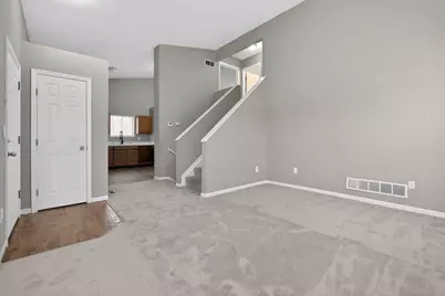 1640 Butterfly Court, Columbus, OH 43223 - Photo 5