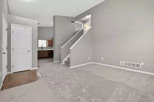 1640 Butterfly Ct, Columbus, OH 43223 - Photo 5