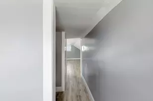 2560 Osceola Ave, Columbus, OH 43211 - Photo 17