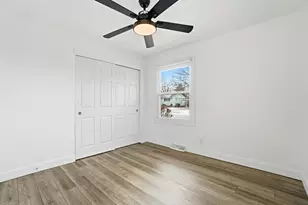 5330 Stock Rd, Columbus, OH 43229 - Photo 33