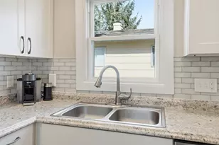 5330 Stock Rd, Columbus, OH 43229 - Photo 19