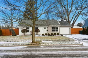 5330 Stock Rd, Columbus, OH 43229 - Photo 3