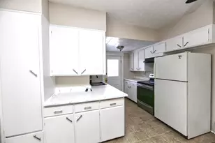 98 W Main St, Lexington, OH 44904 - Photo 17