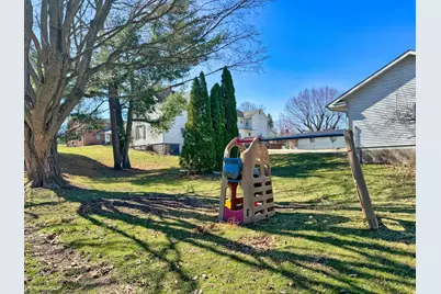 98 W Main Street, Lexington, OH 44904 - Photo 29