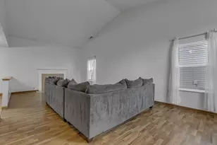 3832 Liriope St, Canal Winchester, OH 43110 - Photo 9