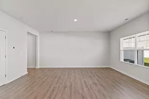 6352 Ripken St, Columbus, OH 43228 - Photo 15