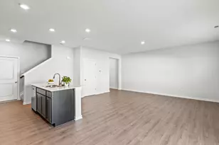 6352 Ripken St, Columbus, OH 43228 - Photo 9