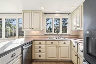 2463 Brixton Rd, Upper Arlington, OH 43221 - Photo 19