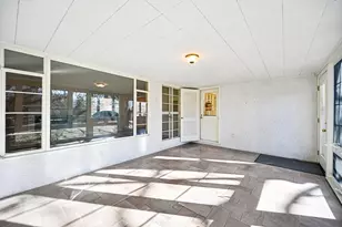 2463 Brixton Rd, Upper Arlington, OH 43221 - Photo 11