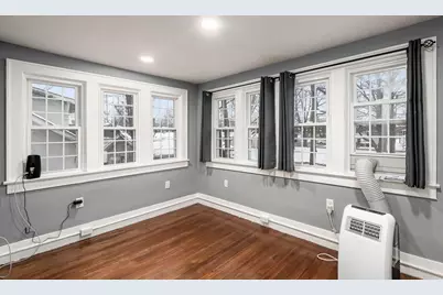 24 S High Street, New Albany, OH 43054 - Photo 27