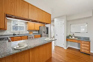 8097 Storrow Dr, Westerville, OH 43081 - Photo 11