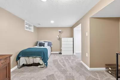 5774 Grove City Road, Grove City, OH 43123 - Photo 17