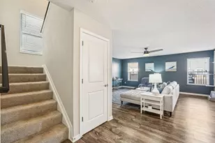 130 Cedar Creek St, Delaware, OH 43015 - Photo 3