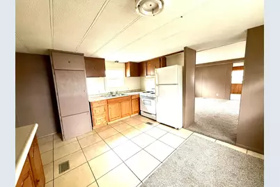 13601 NE Reid Road NW, Jeffersonville, OH 43128 - Photo 11